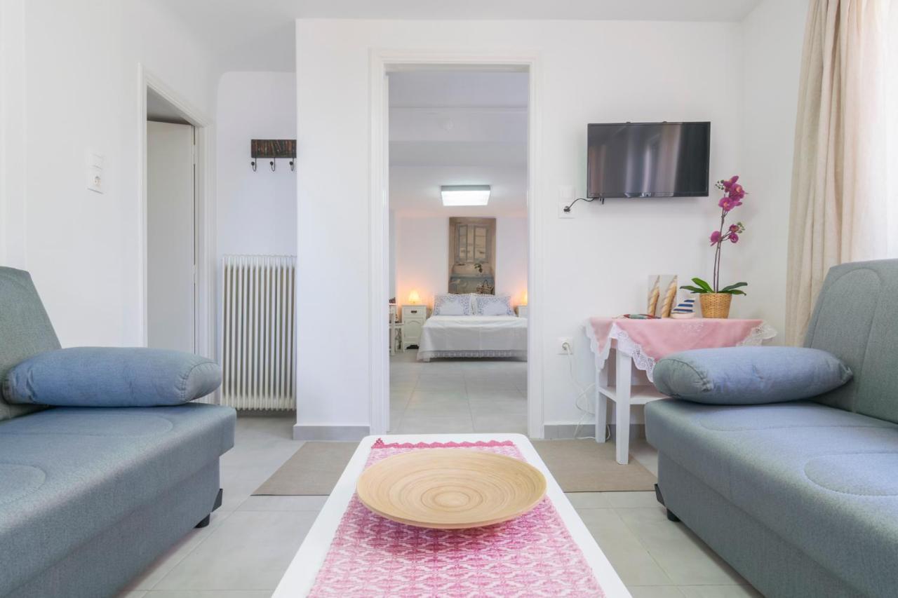 Kourita Garden Apartment With Sea View Near To The Port Of Milos 阿达玛斯 外观 照片