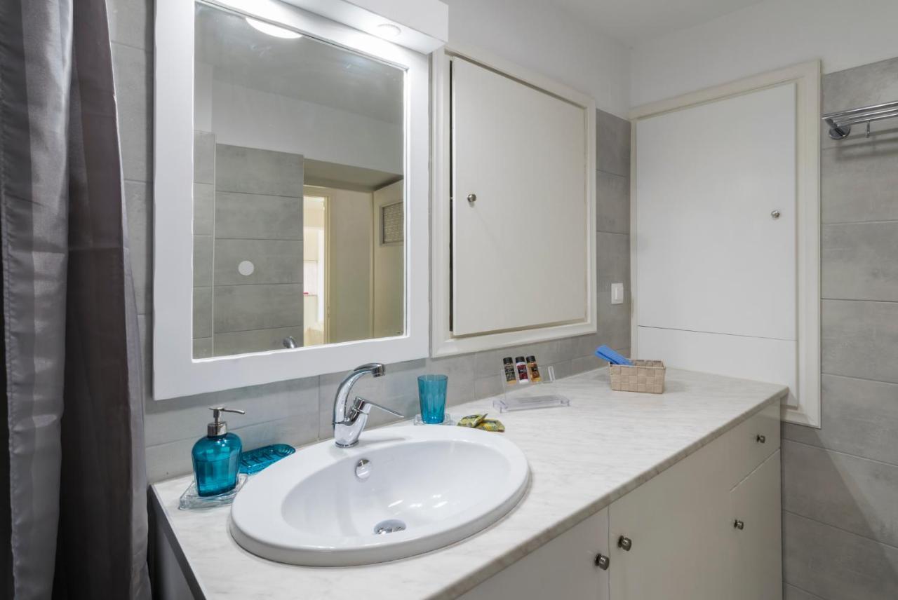 Kourita Garden Apartment With Sea View Near To The Port Of Milos 阿达玛斯 外观 照片