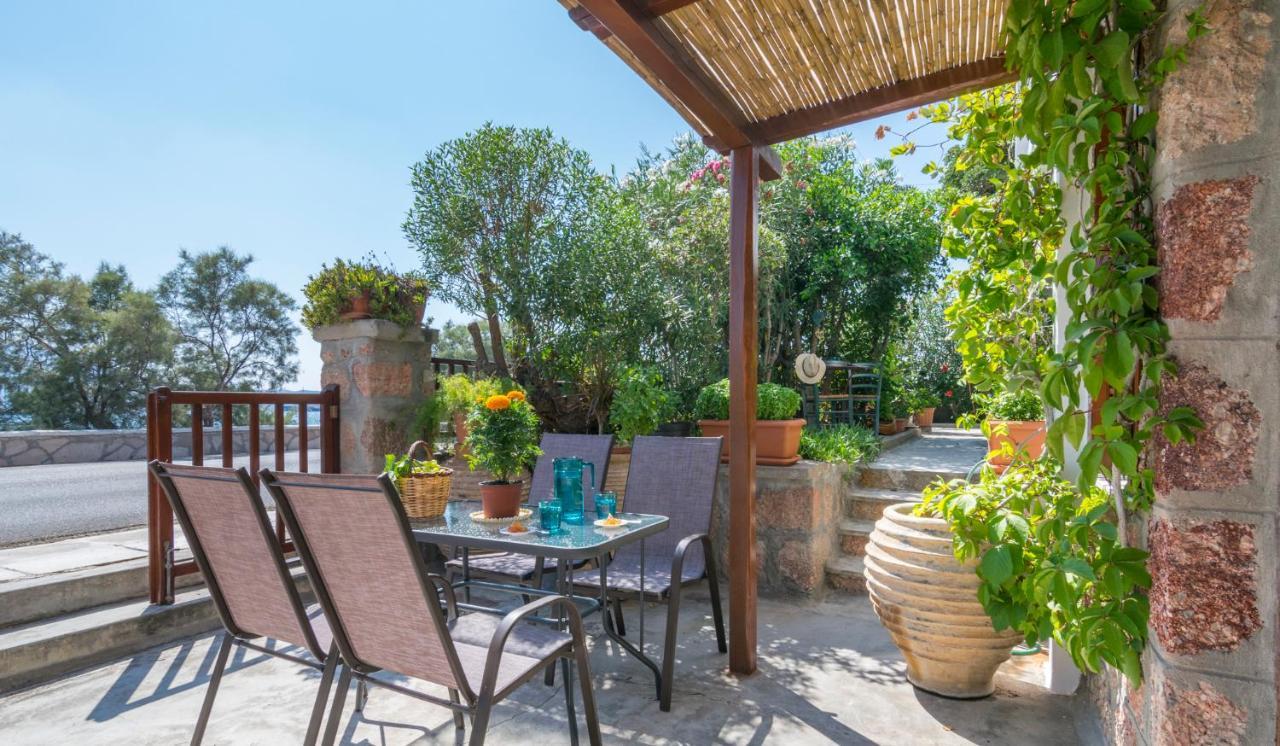 Kourita Garden Apartment With Sea View Near To The Port Of Milos 阿达玛斯 外观 照片